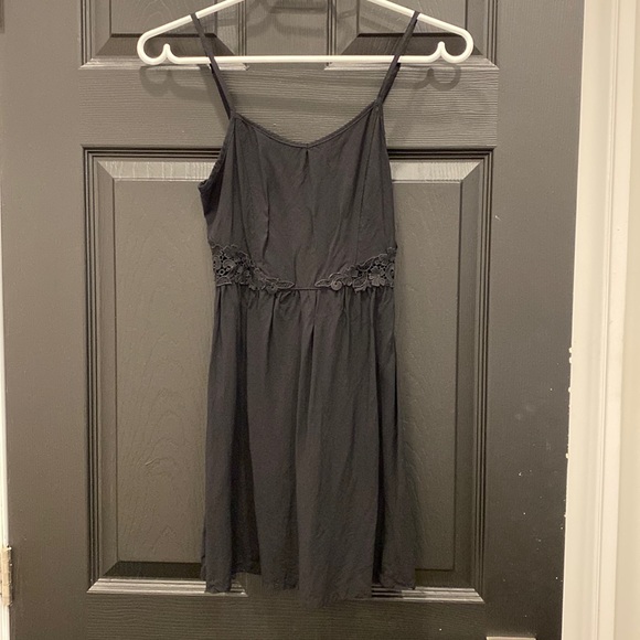 ⭐️FREE bundle add on. H&M black dress with waist lace detail - Picture 1 of 4